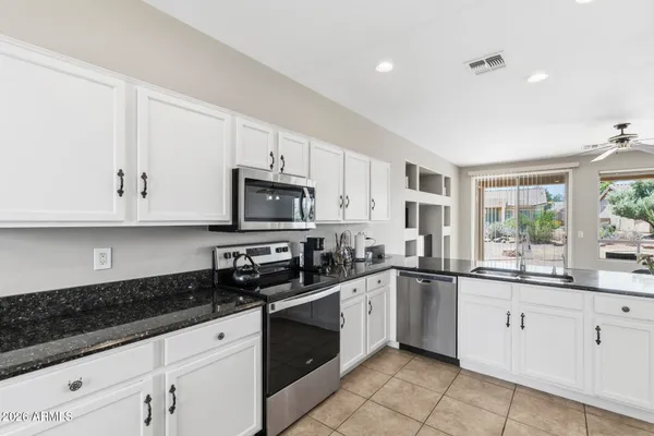 Property Slideshow image 3 of 59 | 42441 w n star dr, Maricopa, AZ, 85138