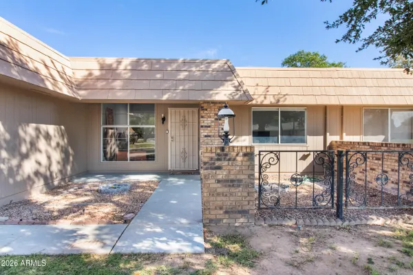 Property Slideshow image 3 of 26 | 9801 w pleasant valley rd, Sun City, AZ, 85351