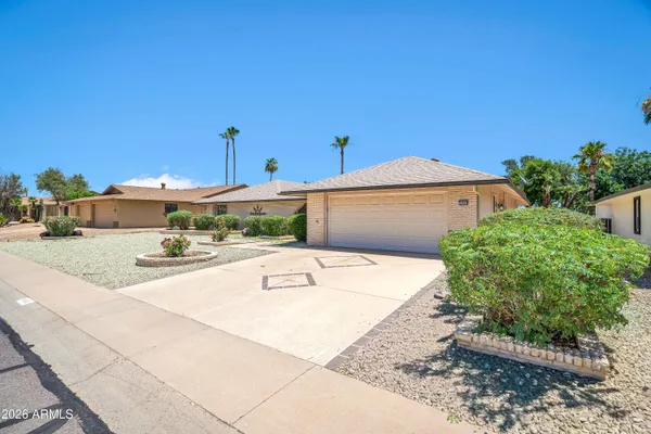 Property Slideshow image 2 of 69 | 17419 n 125th ave, Sun City West, AZ, 85375