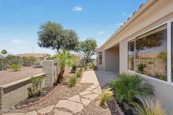 Property Slideshow image 3 of 20 | 14640 w buttonwood dr, Sun City West, AZ, 85375