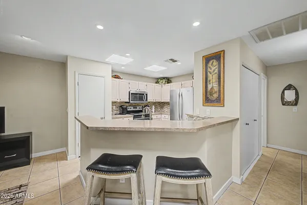 Property Slideshow image 3 of 30 | 14300 w bell rd 209, Surprise, AZ, 85374