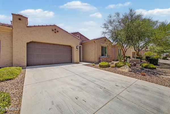 Property Slideshow image 2 of 34 | 16909 w earll dr, Goodyear, AZ, 85395