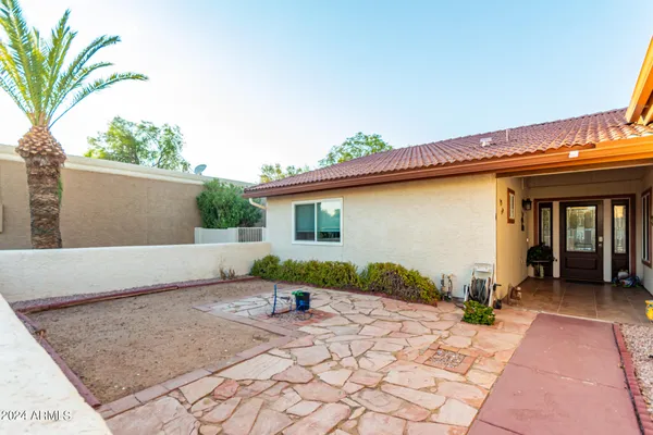 Property Slideshow image 3 of 36 | 25629 s ontario dr, Sun Lakes, AZ, 85248