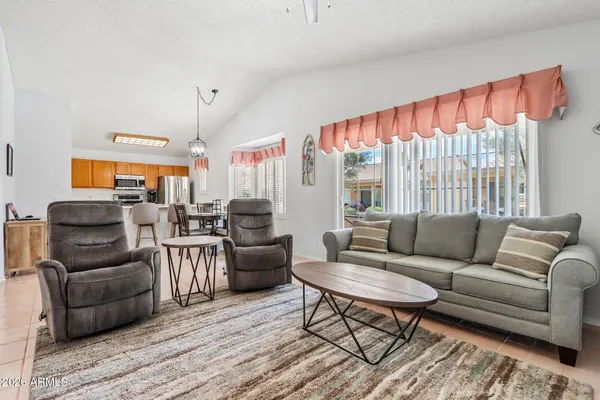 Property Slideshow image 3 of 34 | 1950 e winged foot dr, Chandler, AZ, 85249