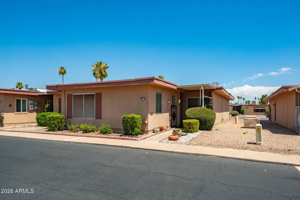 Property Slideshow image 2 of 23 | 13232 n 98th ave n, Sun City, AZ, 85351