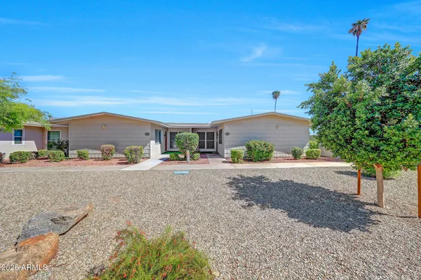 Property Slideshow image 2 of 5 | 10837 w santa fe dr, Sun City, AZ, 85351