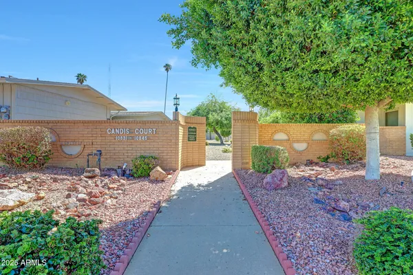 Property Slideshow image 3 of 5 | 10837 w santa fe dr, Sun City, AZ, 85351