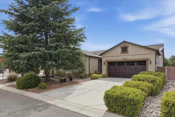 Property Slideshow image 2 of 36 | 7914 n autumn sage st, Prescott Valley, AZ, 86315