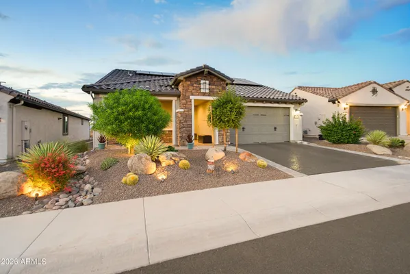 Property Slideshow image 3 of 52 | 26420 w taro dr, Buckeye, AZ, 85396