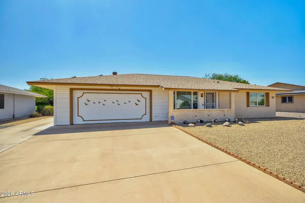 Property Slideshow image 2 of 38 | 19014 n 99th dr, Sun City, AZ, 85373