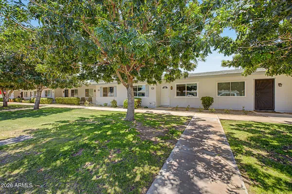 Property Slideshow image 3 of 26 | 11149 w emerald dr, Sun City, AZ, 85351