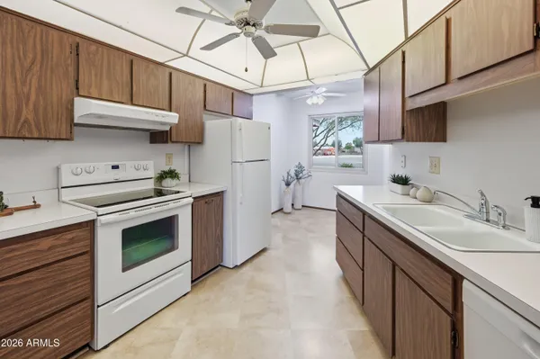 Property Slideshow image 2 of 29 | 13849 n thunderbird blvd, Sun City, AZ, 85351