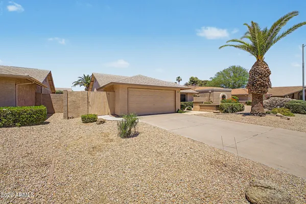 Property Slideshow image 3 of 34 | 9808 w behrend dr, Peoria, AZ, 85382