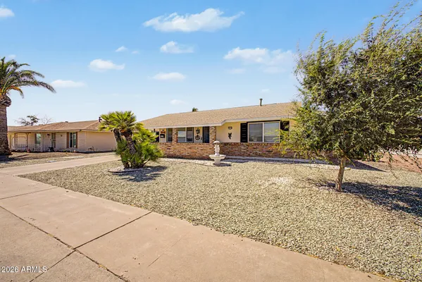 Property Slideshow image 3 of 30 | 10718 w el capitan cir, Sun City, AZ, 85351