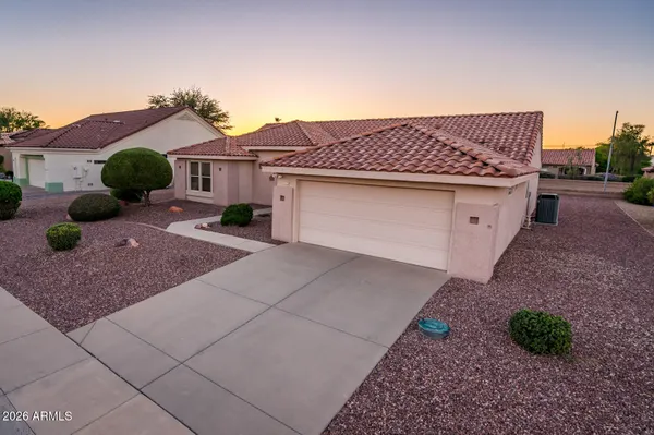 Property Slideshow image 3 of 64 | 14618 w las brizas ln, Sun City West, AZ, 85375