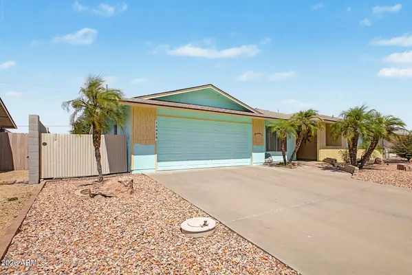 Property Slideshow image 2 of 36 | 11426 n blue ridge dr, Sun City, AZ, 85351