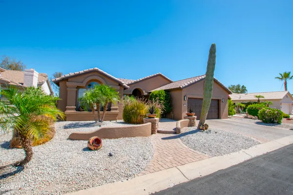 Property Slideshow image 2 of 66 | 15318 w fairmount ave, Goodyear, AZ, 85395