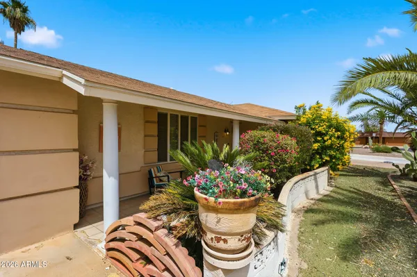 Property Slideshow image 2 of 42 | 9406 w raintree dr, Sun City, AZ, 85351