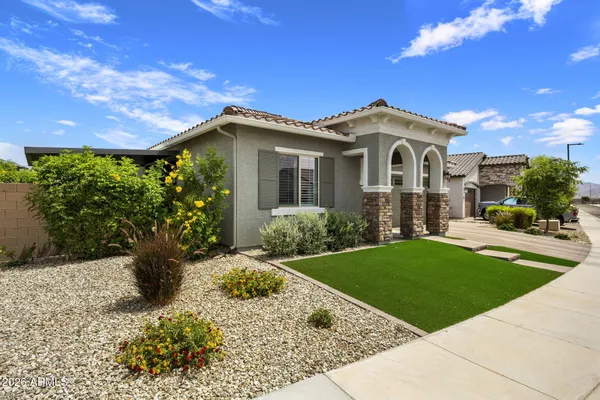 Property Slideshow image 3 of 62 | 24483 n 173rd ln, Surprise, AZ, 85387