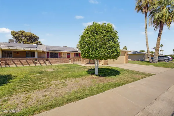 Property Slideshow image 2 of 26 | 10962 w kelso dr, Sun City, AZ, 85351