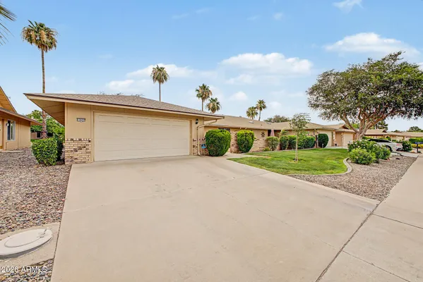 Property Slideshow image 2 of 42 | 12622 w parkwood dr, Sun City West, AZ, 85375