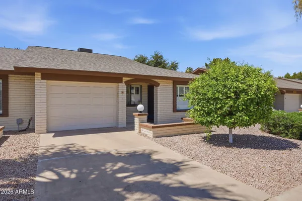 Property Slideshow image 2 of 32 | 2064 s farnsworth dr 3, Mesa, AZ, 85209