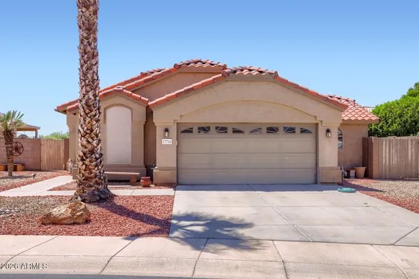 Property Slideshow image 2 of 27 | 17744 n fiesta dr, Surprise, AZ, 85374