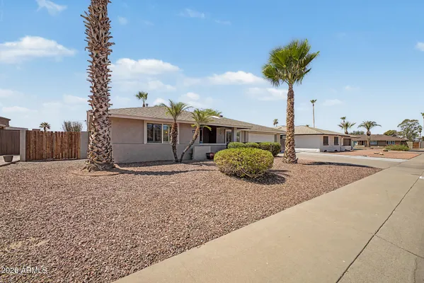 Property Slideshow image 2 of 41 | 9220 w pineridge dr, Sun City, AZ, 85351