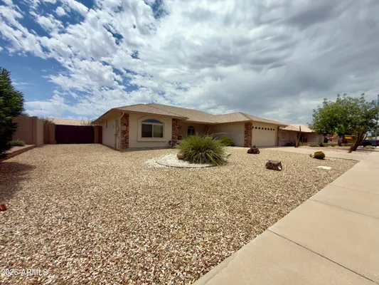 Property Slideshow image 2 of 33 | 11531 e kiva ave, Mesa, AZ, 85209