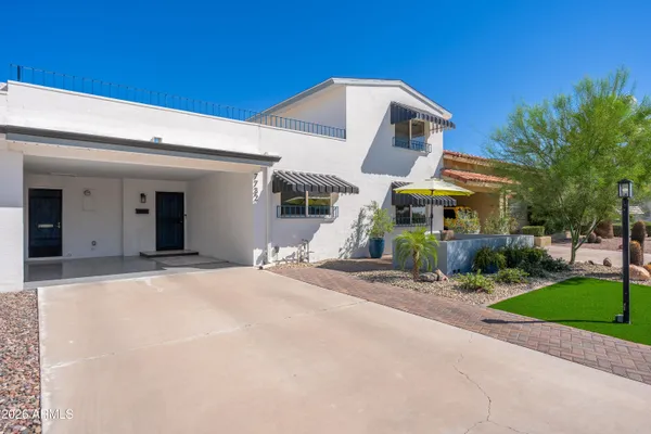 Property Slideshow image 2 of 52 | 7732 e coolidge st, Scottsdale, AZ, 85251