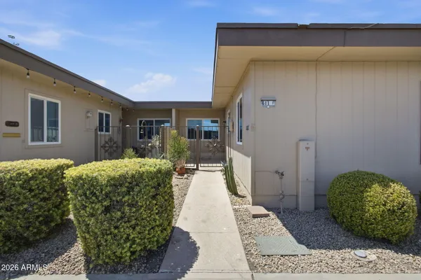 Property Slideshow image 2 of 33 | 13611 n 98th ave f, Sun City, AZ, 85351
