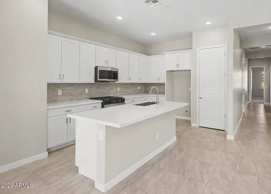 Property Slideshow image 2 of 11 | 5572 n 205th dr, Buckeye, AZ, 85396