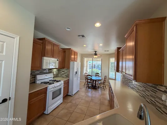 Property Slideshow image 3 of 13 | 136 w latigo cir, San Tan Valley, AZ, 85143