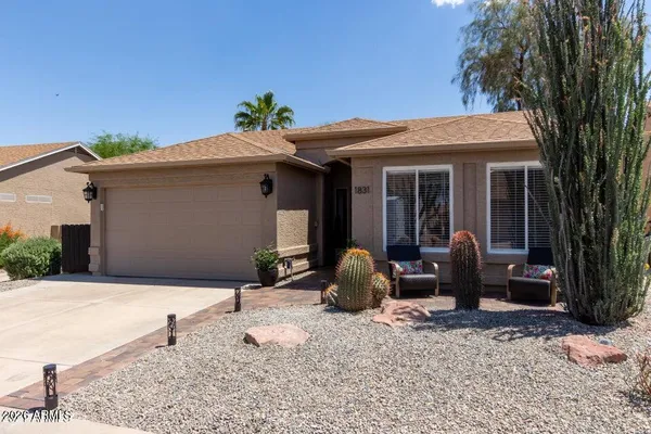 Property Slideshow image 2 of 21 | 1831 e westchester dr, Chandler, AZ, 85249