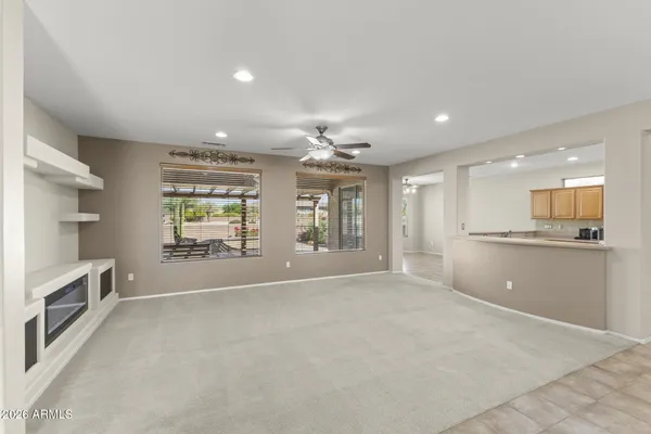 Property Slideshow image 3 of 51 | 20306 n esperero ln, Surprise, AZ, 85387
