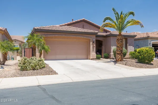 Property Slideshow image 2 of 65 | 4750 e blue spruce ln, Gilbert, AZ, 85298