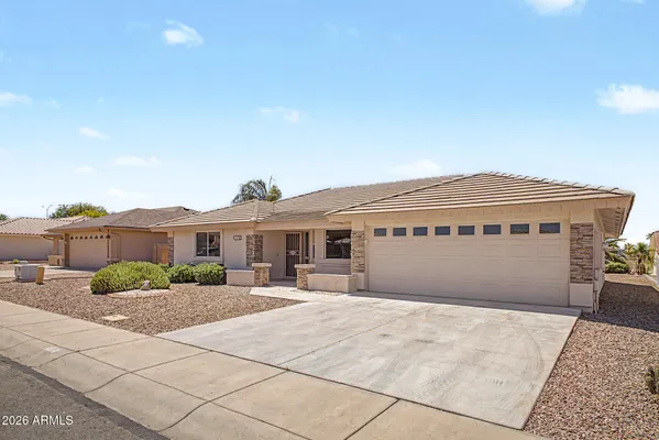 Property Slideshow image 3 of 31 | 11247 e medina ave, Mesa, AZ, 85209
