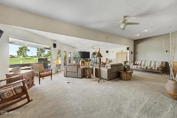 Property Slideshow image 2 of 43 | 10189 w pineaire dr, Sun City, AZ, 85351