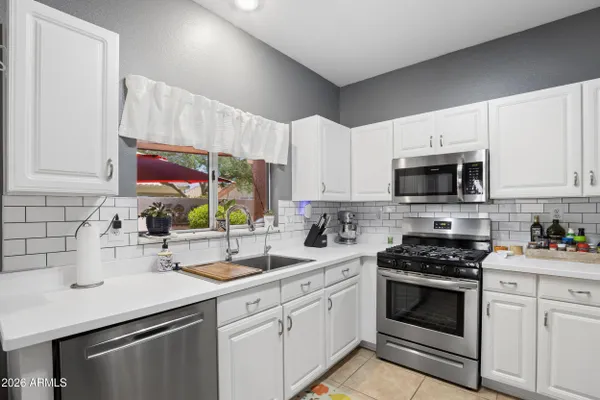 Property Slideshow image 3 of 28 | 14325 w domingo ln, Sun City West, AZ, 85375