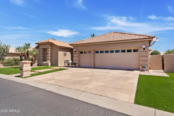 Property Slideshow image 3 of 66 | 10134 e lambert dr, Sun Lakes, AZ, 85248