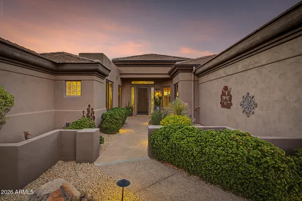 Property Slideshow image 3 of 84 | 33430 n 71st st, Scottsdale, AZ, 85266