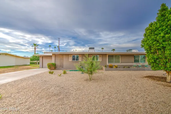 Property Slideshow image 2 of 36 | 10908 w windsor dr, Sun City, AZ, 85351