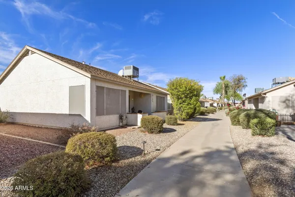Property Slideshow image 3 of 44 | 1862 e peach tree dr, Chandler, AZ, 85249