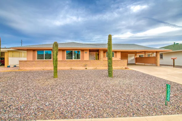 Property Slideshow image 2 of 37 | 10355 w caron dr, Sun City, AZ, 85351