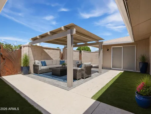 Property Slideshow image 3 of 41 | 9627 w lindgren ave, Sun City, AZ, 85373