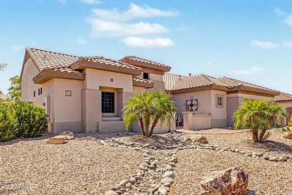 Property Slideshow image 3 of 35 | 19869 n shadow mountain dr, Surprise, AZ, 85374