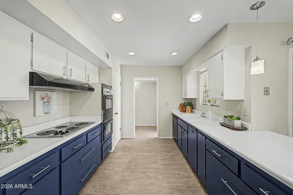 Property Slideshow image 2 of 36 | 10405 w saratoga cir, Sun City, AZ, 85351