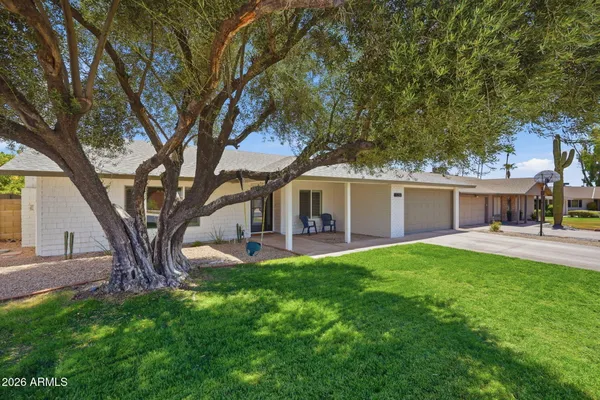 Property Slideshow image 3 of 60 | 4234 e winnetka dr, Phoenix, AZ, 85044