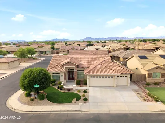Property Slideshow image 3 of 33 | 10854 e portobello ave, Mesa, AZ, 85212