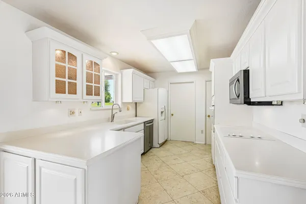 Property Slideshow image 3 of 66 | 10954 w tropicana cir, Sun City, AZ, 85351